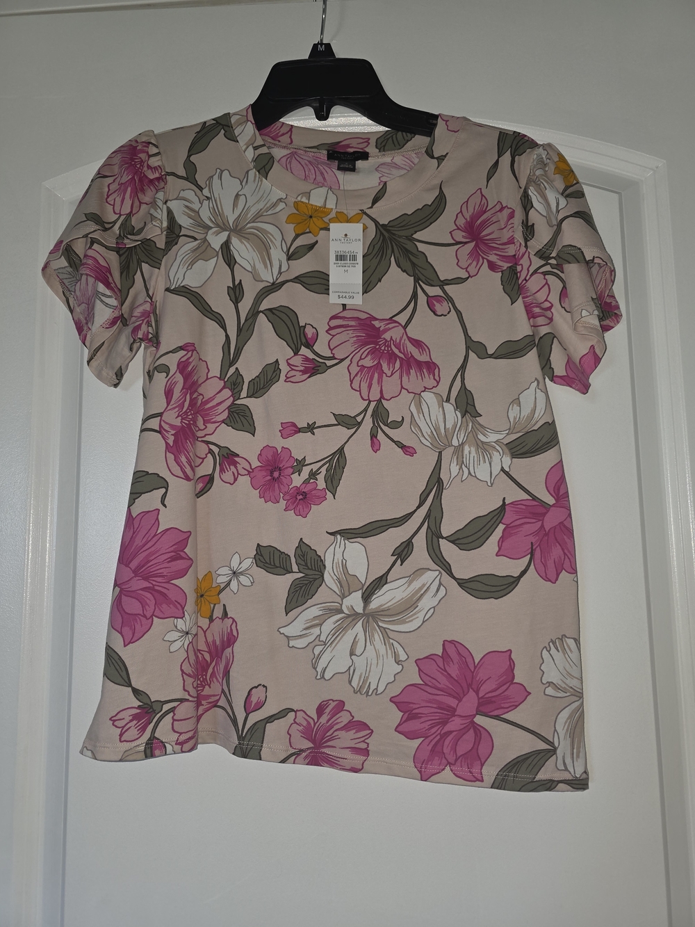 NWT Ann Taylor Pink Floral Puff-Sleeve Tee, Size M - Picture 2 of 3